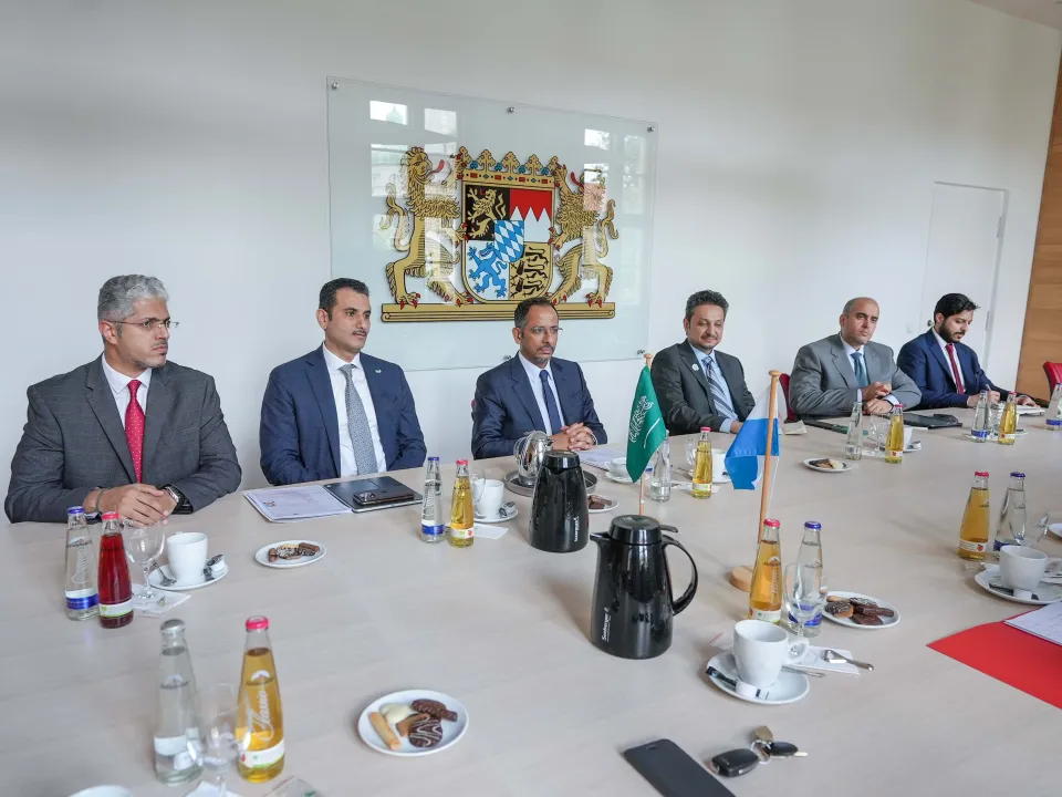 Minister of Industry and Mineral Resources, Mr. Bandar bin Ibrahim Al-Khorayef, discussed with the Deputy Minister of Economic Affairs and Regional Development of Bavaria, Germany, the strengthening of the partnership in industry and mining sectors